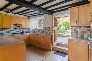 High Street Bodicote